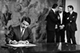 oct.1996 el president Aznar signa el pacte sindical, foto R. Gutierrez (El País)